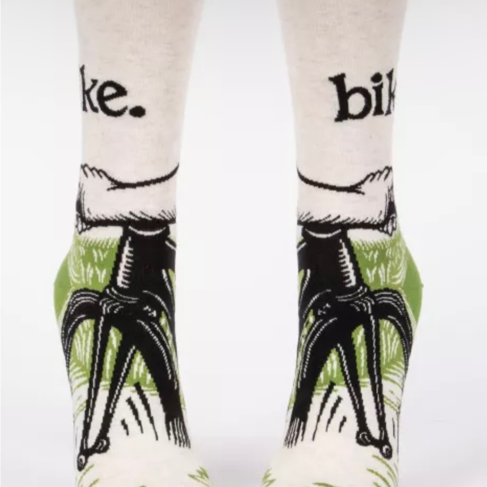 NWT Blue Q Women’s bike path crew socks. - Picture 2 of 8